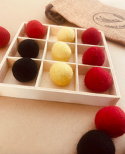 Boules de feutre à thème aborigène