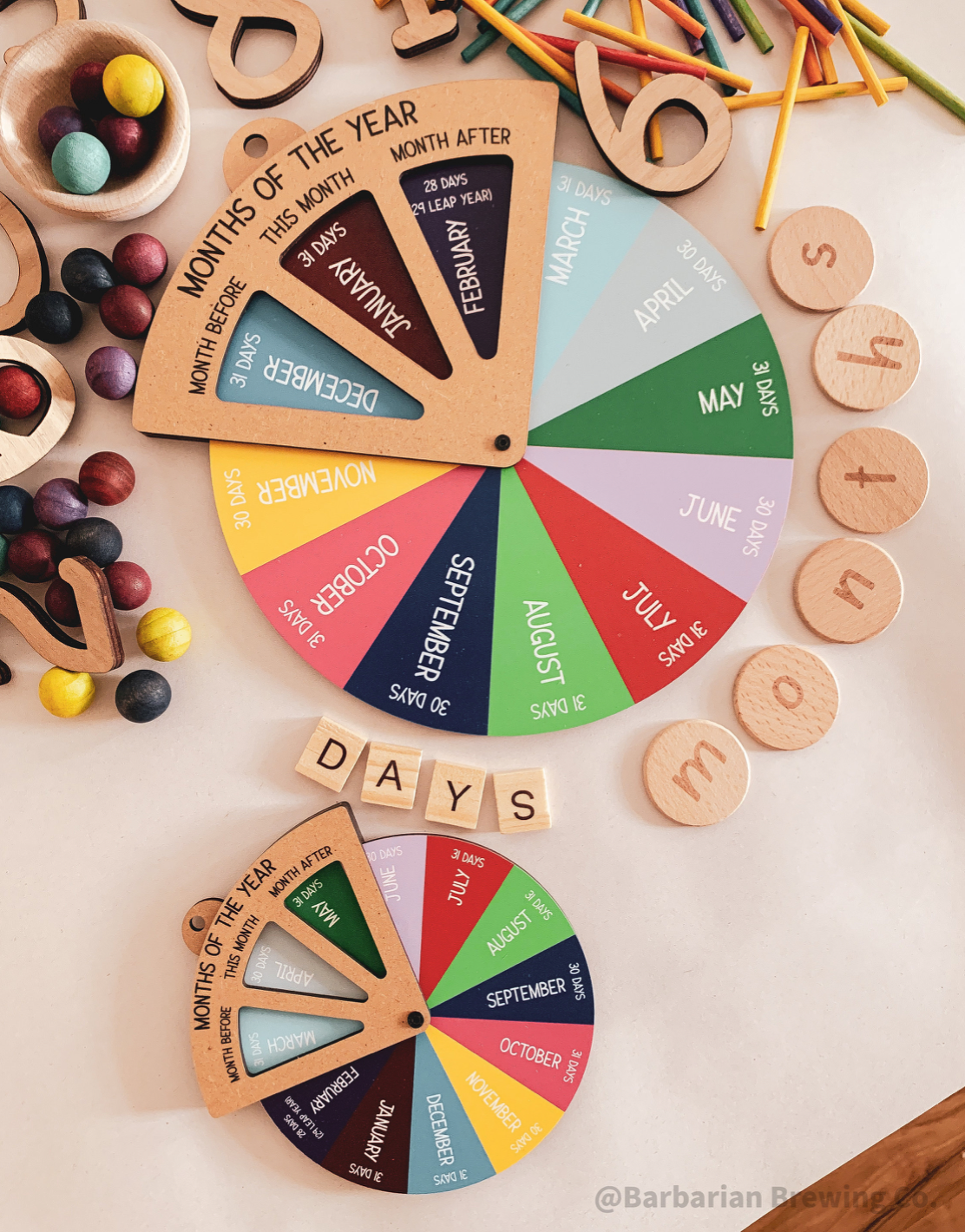 Reloj giratorio DIY - Meses del año - Herramienta digital para niños