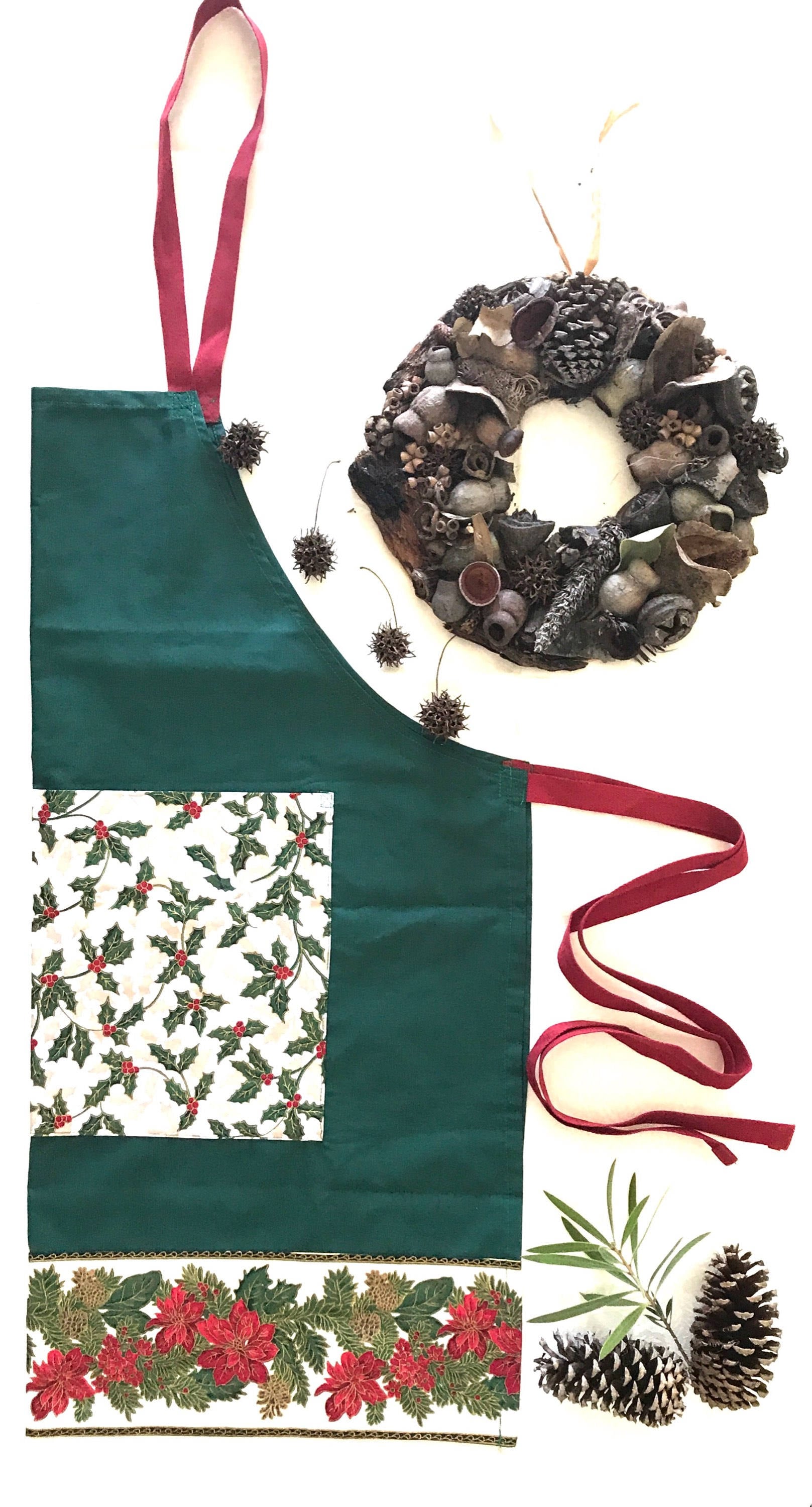 Christmas Aprons – Chef Edition: Festive aprons for kitchen or daycare use during holidays.