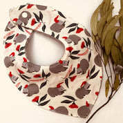 Christmas WOMBAT Bib: Baby bib with a festive wombat design.