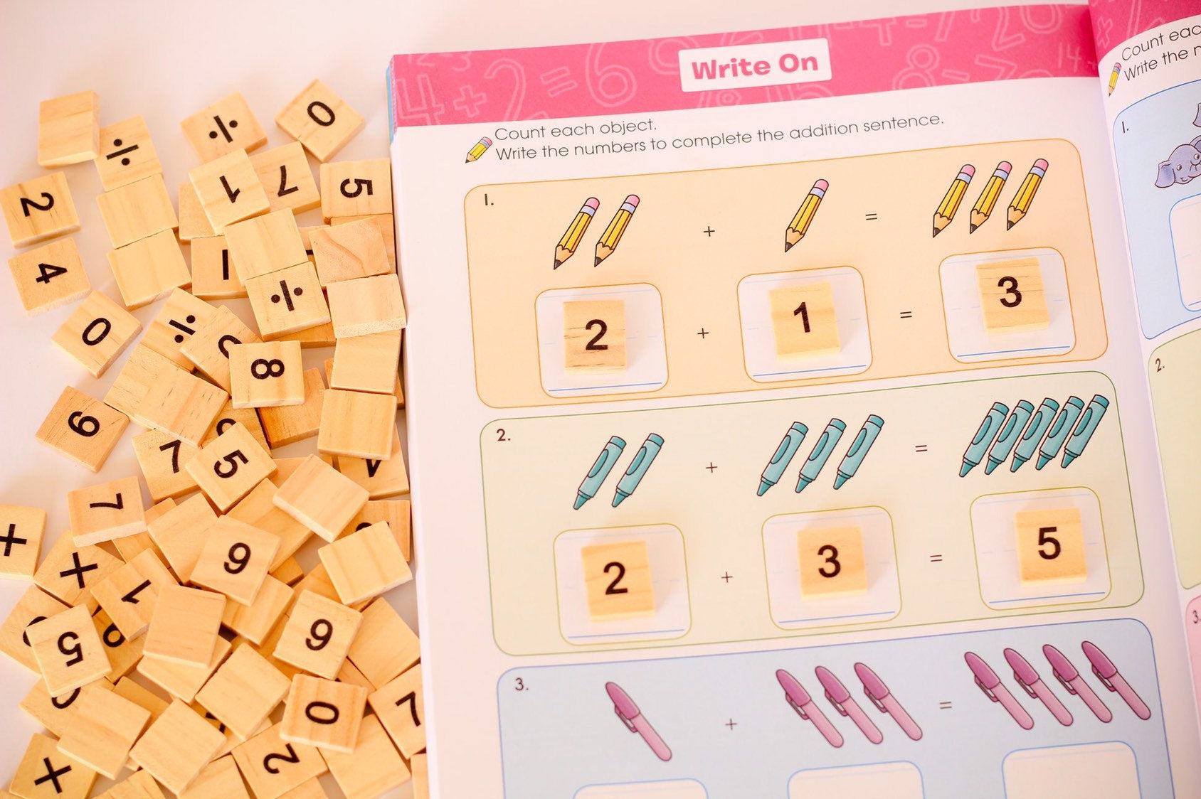 Wooden Number Tiles – 100 Pieces: Educational tool with 100 wooden number tiles, great for counting, math games, and early learning activities.