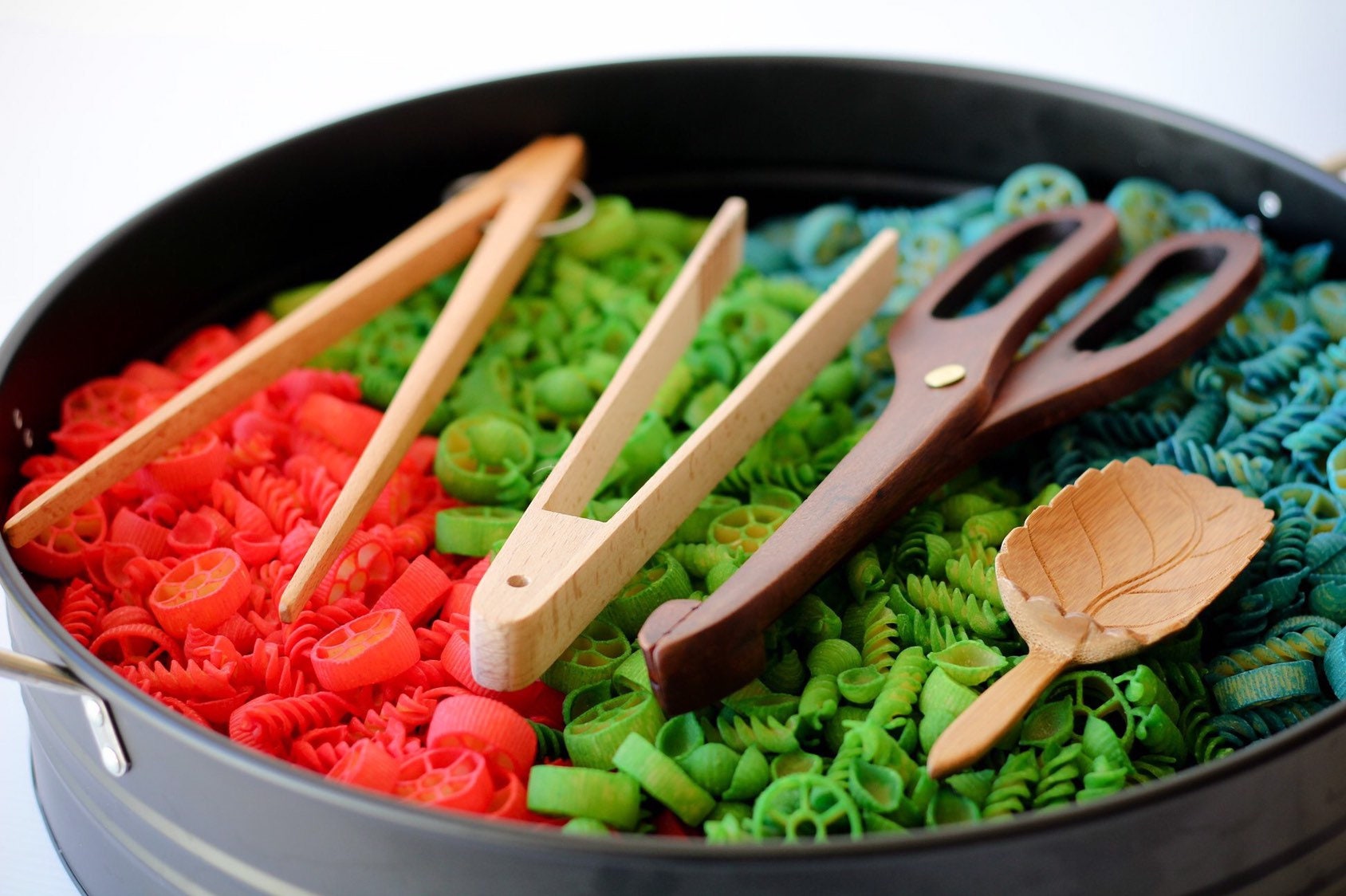 Wooden Scissor Tongs: Play tongs for motor skill development and pretend kitchen play.