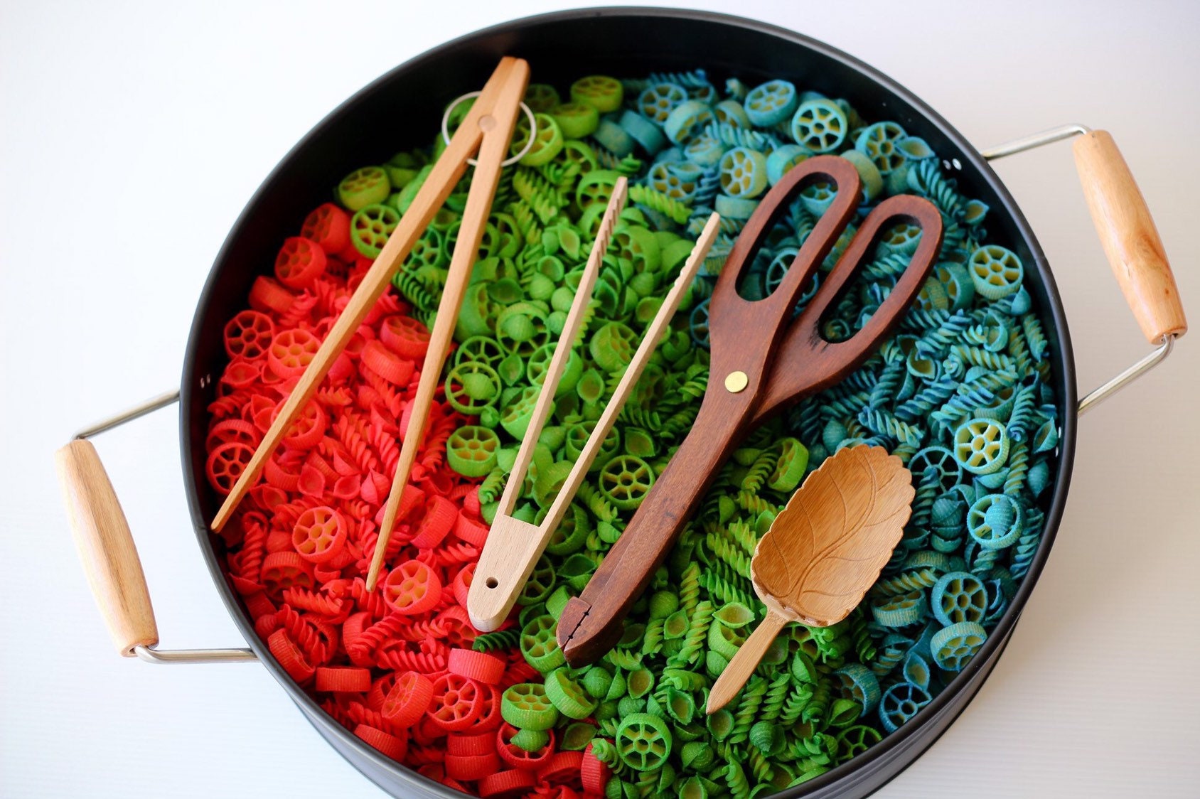Wooden Scissor Tongs: Play tongs for motor skill development and pretend kitchen play.