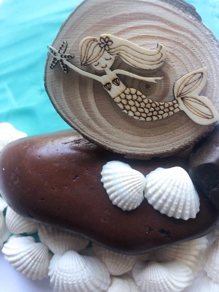 Mermaid Set Gumnut Stamps: Seven-piece mermaid-themed nature stamp set.