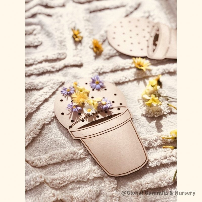 Natural wooden flower crafts, designed for little nature lovers to create their own flower pots.