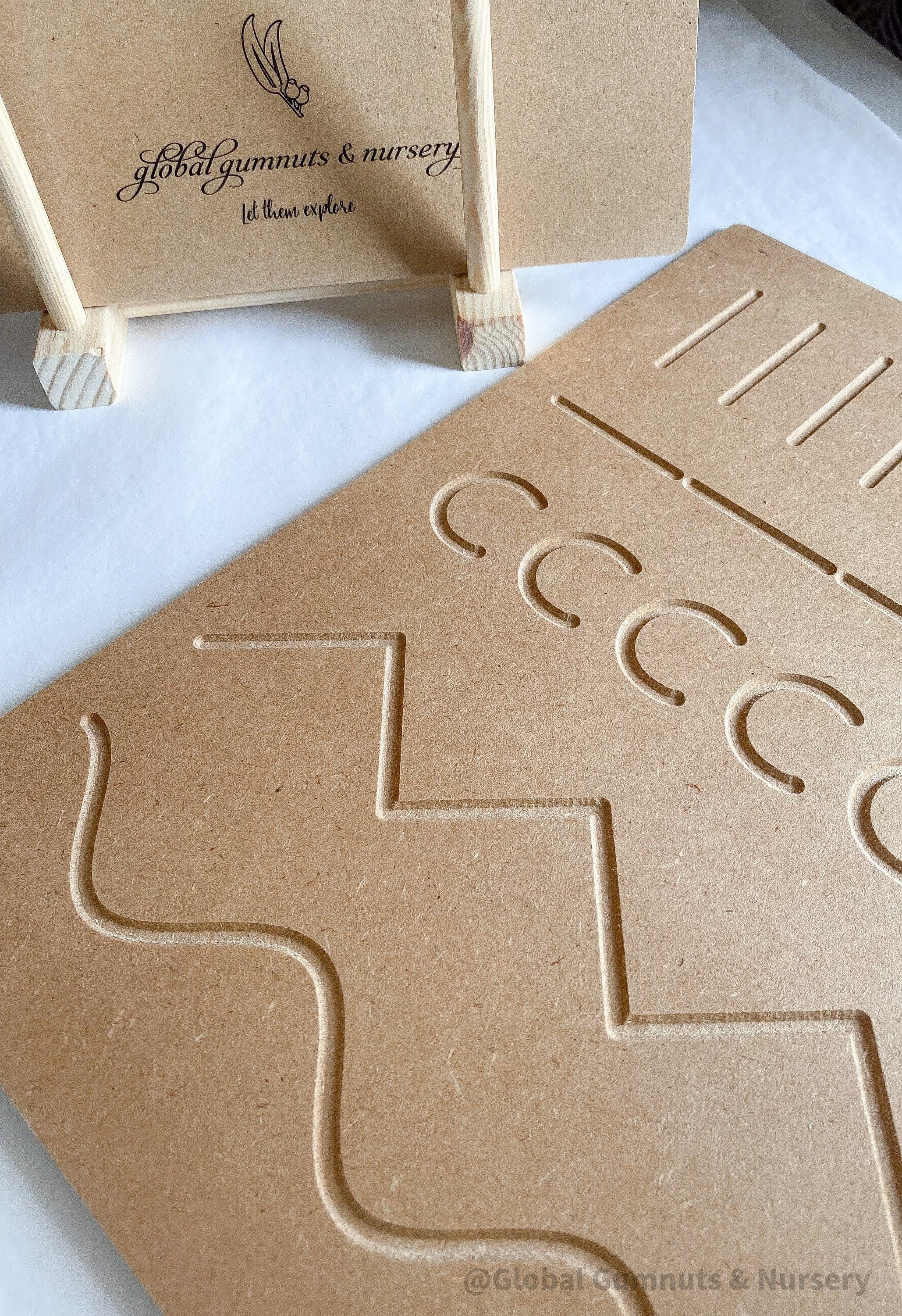 Patterns Tracing Board: Tracing board with wooden stylus for pre-writing practice.