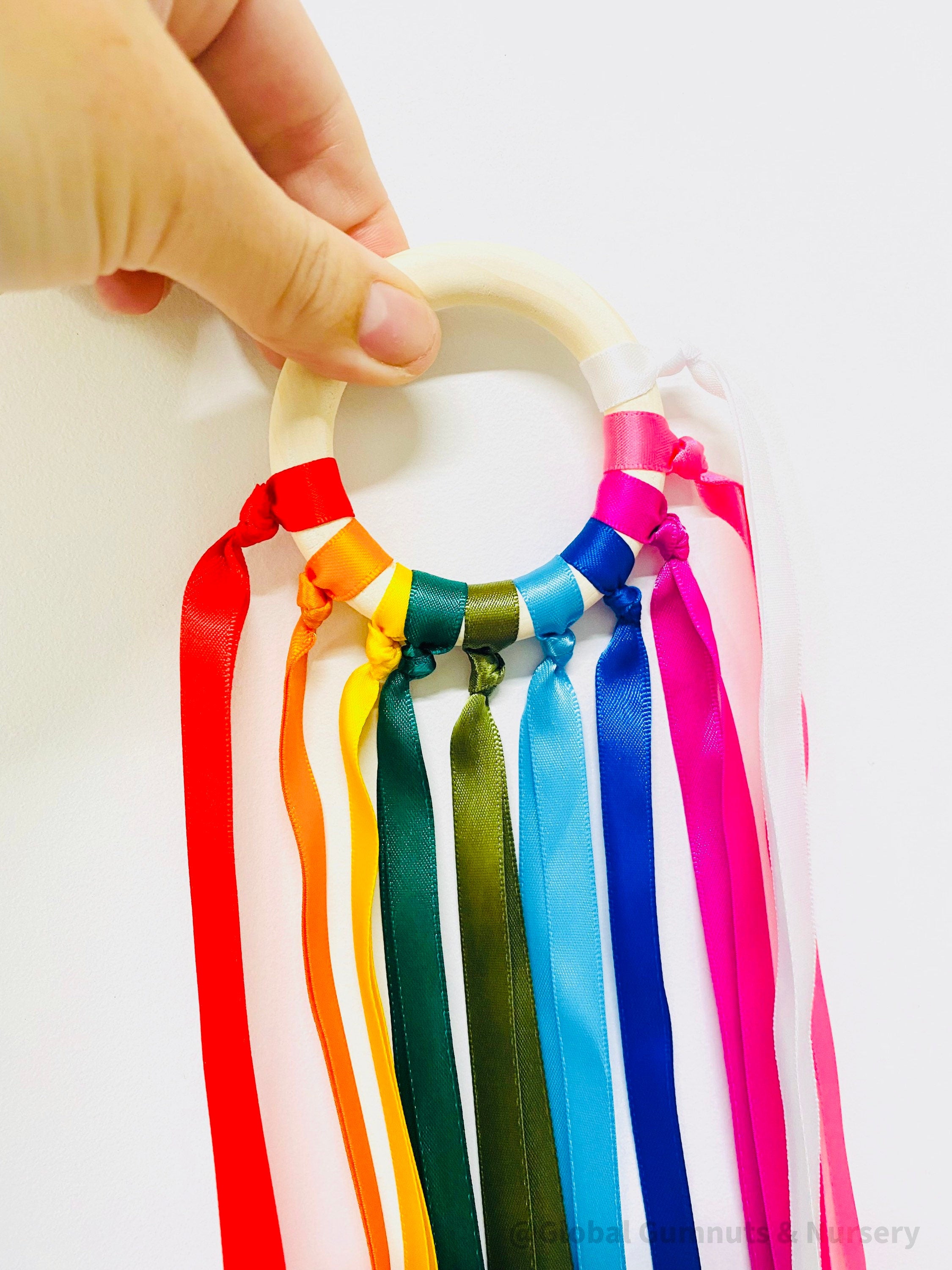 Rainbow Bells – Dancing Ribbons: Musical ribbons with bells for colourful play.