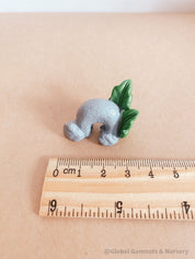 Ocean adventure miniature reef with seaweed, a fun underwater-themed playset for kids.