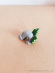 Ocean adventure miniature reef with seaweed, a fun underwater-themed playset for kids.