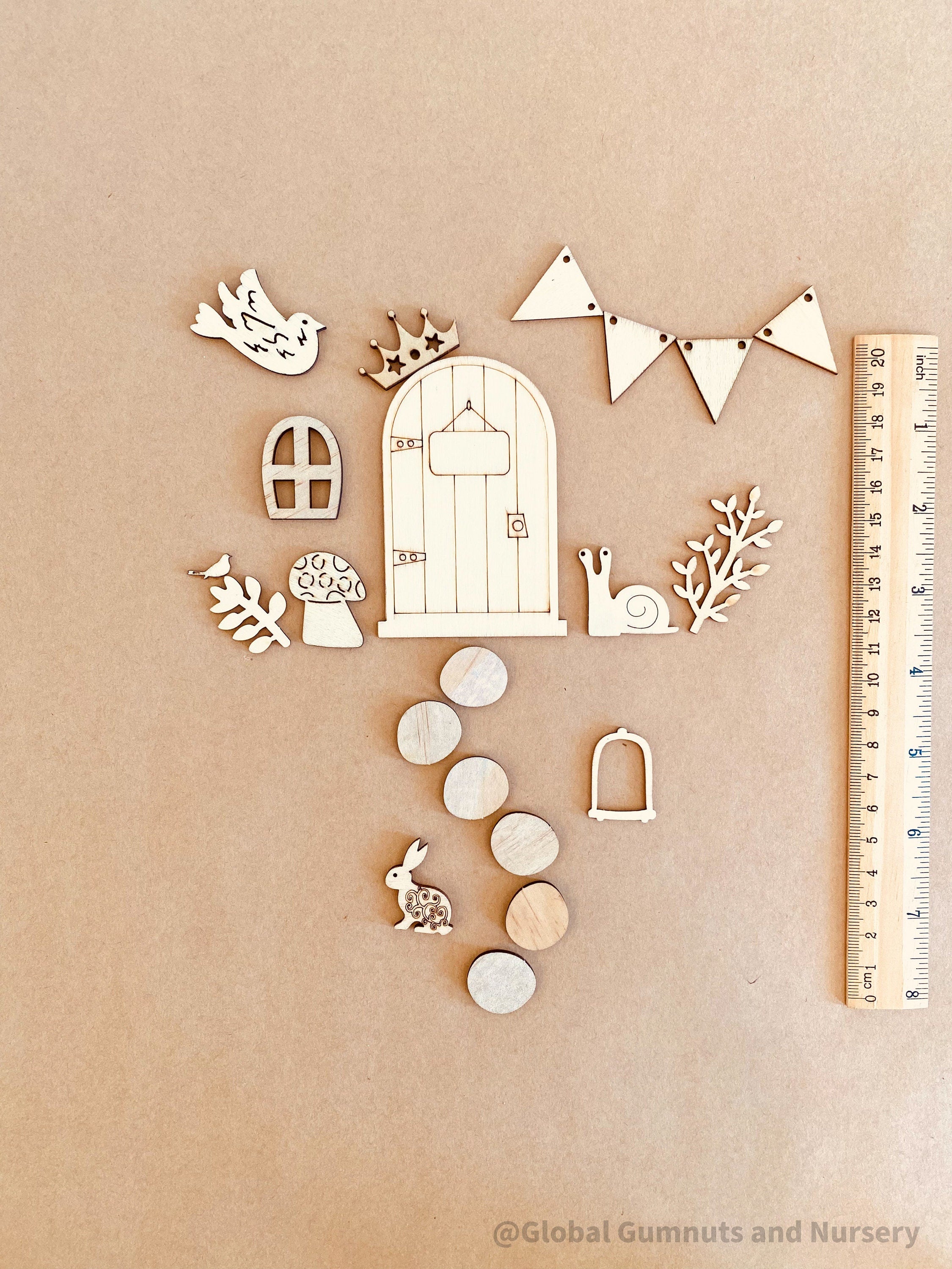 Fairy Garden Wooden Embellishment Set – 19 Pieces: Create magic with this 19-piece raw wooden set, ideal for fairy garden decorations or DIY crafts.