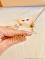 Wood Cloud Decor Piece: Handcrafted wooden cloud decoration, ideal for small world play or weather-themed displays.