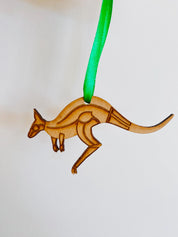 kangaroo australian christmas ornament: wooden kangaroo ornament, ideal for christmas tree decoration, featuring an iconic australian animal.