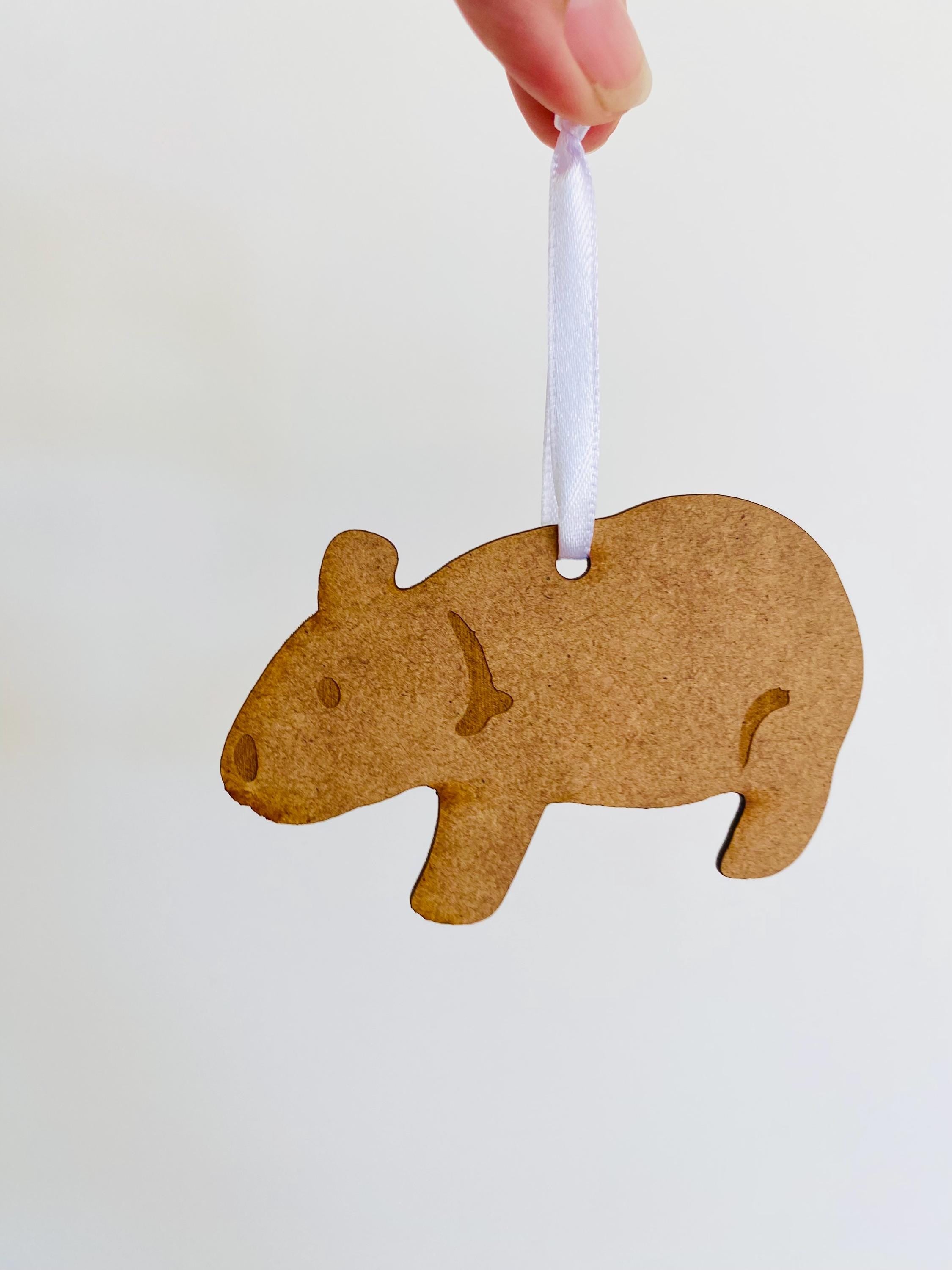 Wombat Ornament: Christmas tree ornament showcasing a native wombat.