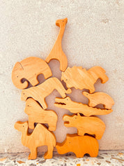African Wooden Animal Set: 10-piece wooden animal set featuring African wildlife.