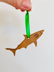 Shark Ornament: Wooden shark ornament for Australian-themed Christmas decor.