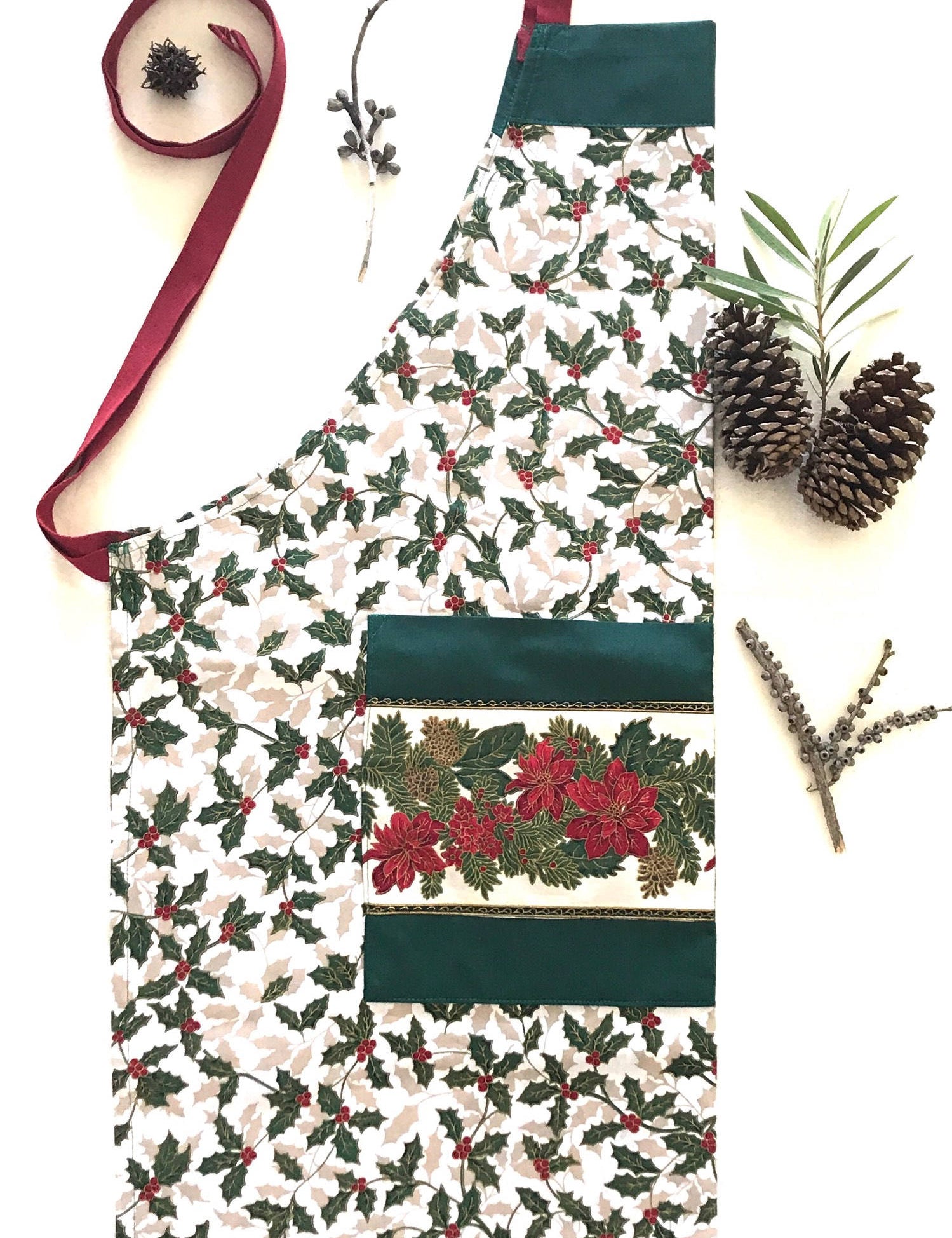 Christmas Aprons – Chef Edition: Festive aprons for kitchen or daycare use during holidays.