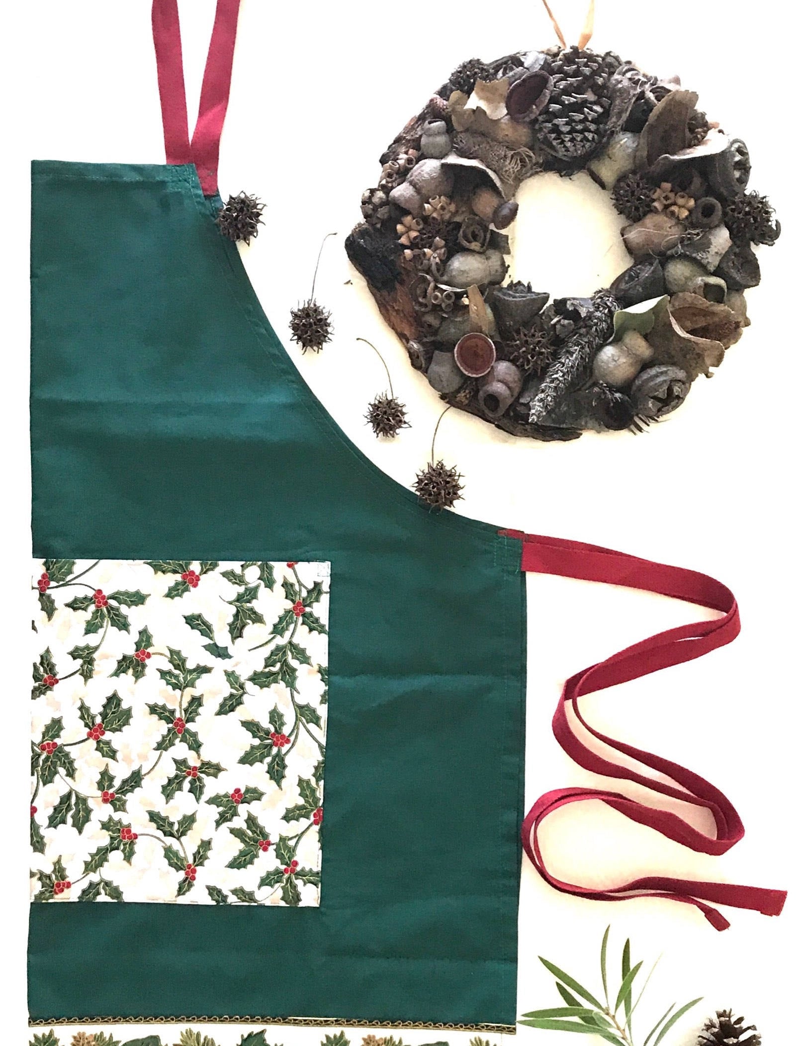 Christmas Aprons – Chef Edition: Festive aprons for kitchen or daycare use during holidays.