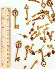 Golden Keys: Decorative Santa, fairy, and elf keys for storytelling or holiday fun.