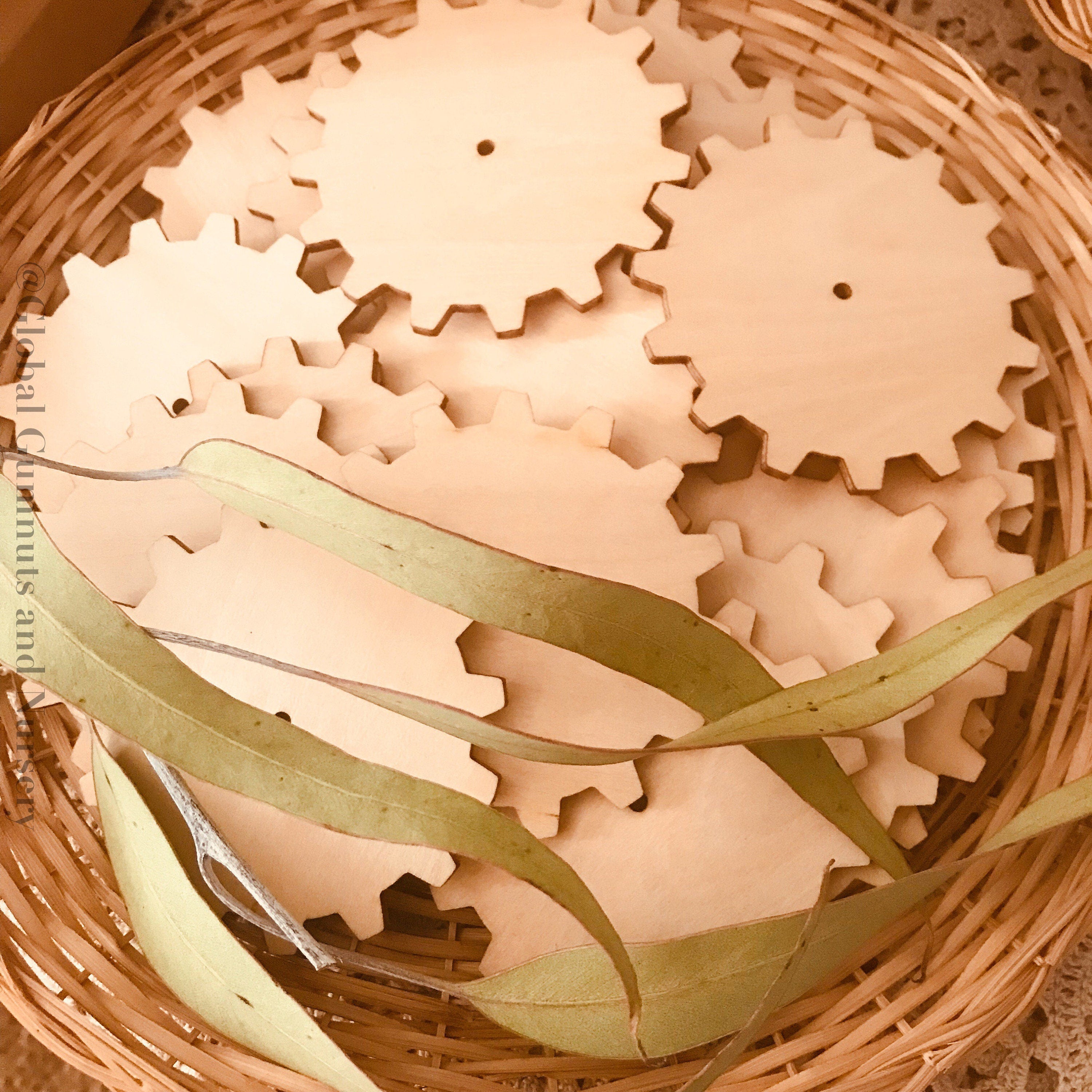 wooden cog tiles: 7.5cm wooden gear-shaped discs for creative projects.