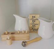 Classic handbell, ideal for classroom use, events, or traditional sound effects.
