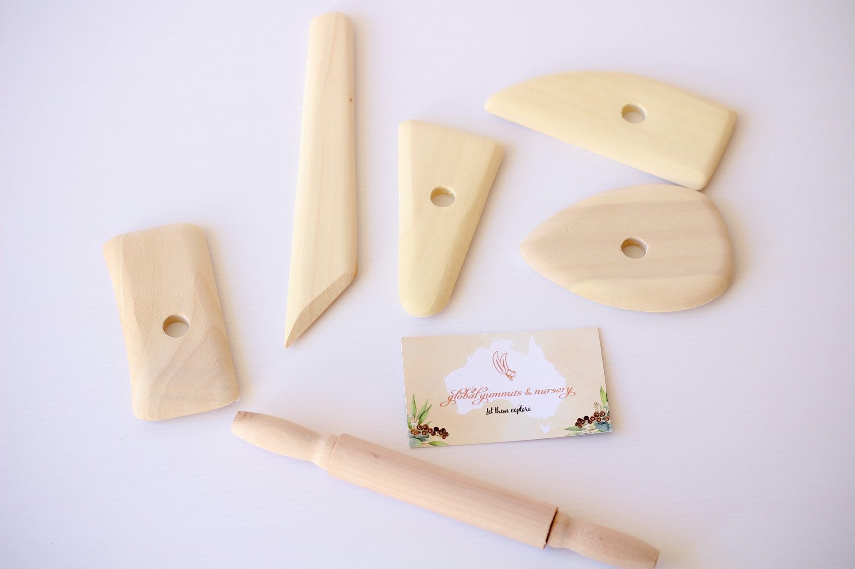 Deluxe Modelling Tool Set: Comprehensive play dough tool set for creative fun.