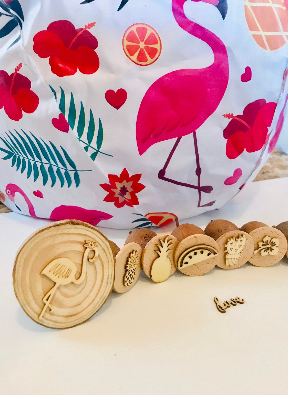 Flamingo Fun Stamp Set: 7-piece nature-inspired stamp set with a flamingo theme.