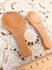 Wooden Teaspoon Scoop: Mini wooden scoop for bath salts, loose parts, or crafts.
