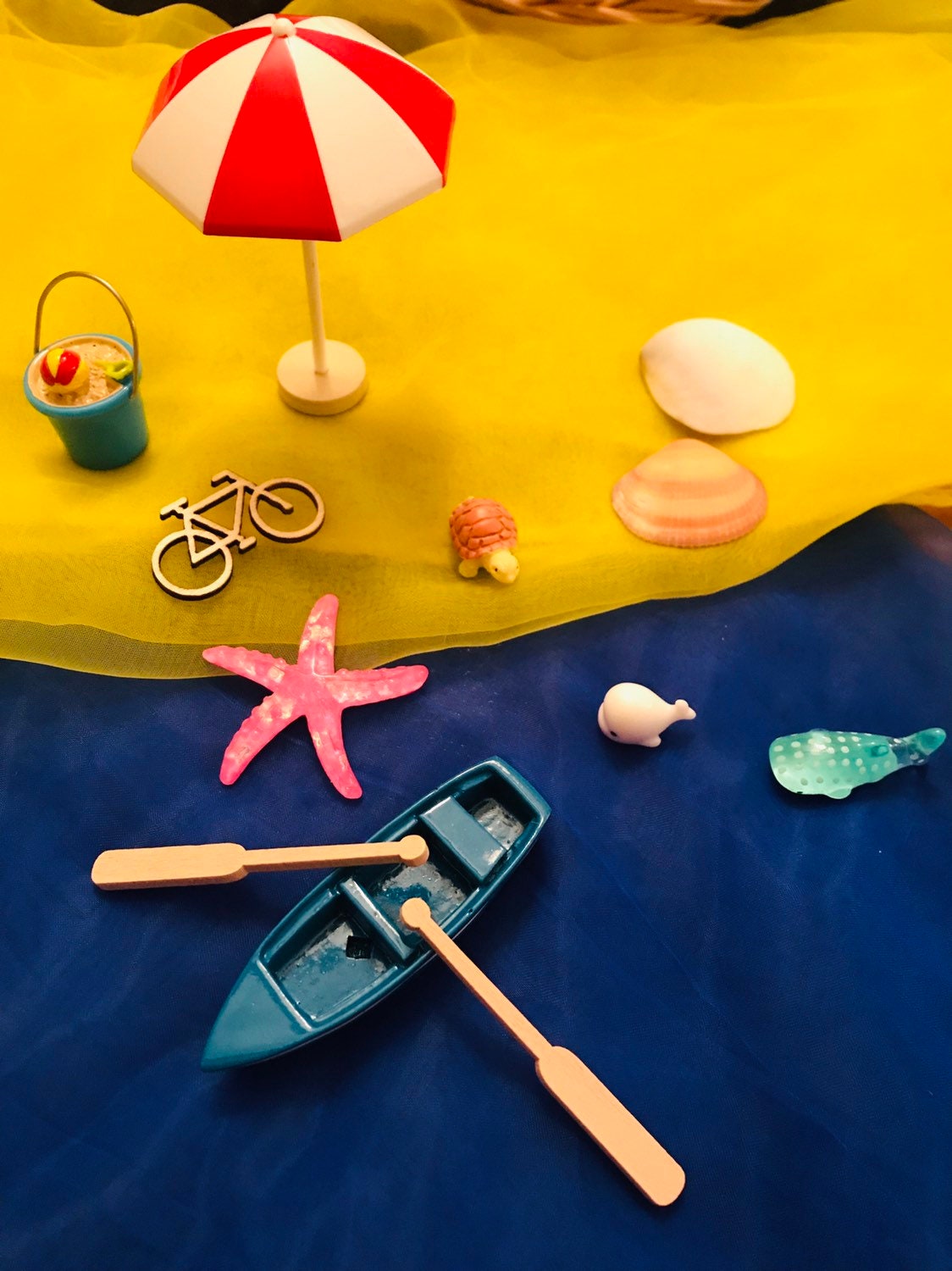 Miniature beach buckets for small-world play. Perfect for imaginative beach or summer-themed setups.