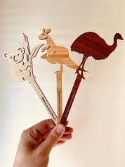 Set of 5 or 10 Australian animal wooden puppets, featuring emu, koala, kangaroo, and more. Ideal for storytelling and imaginative play.