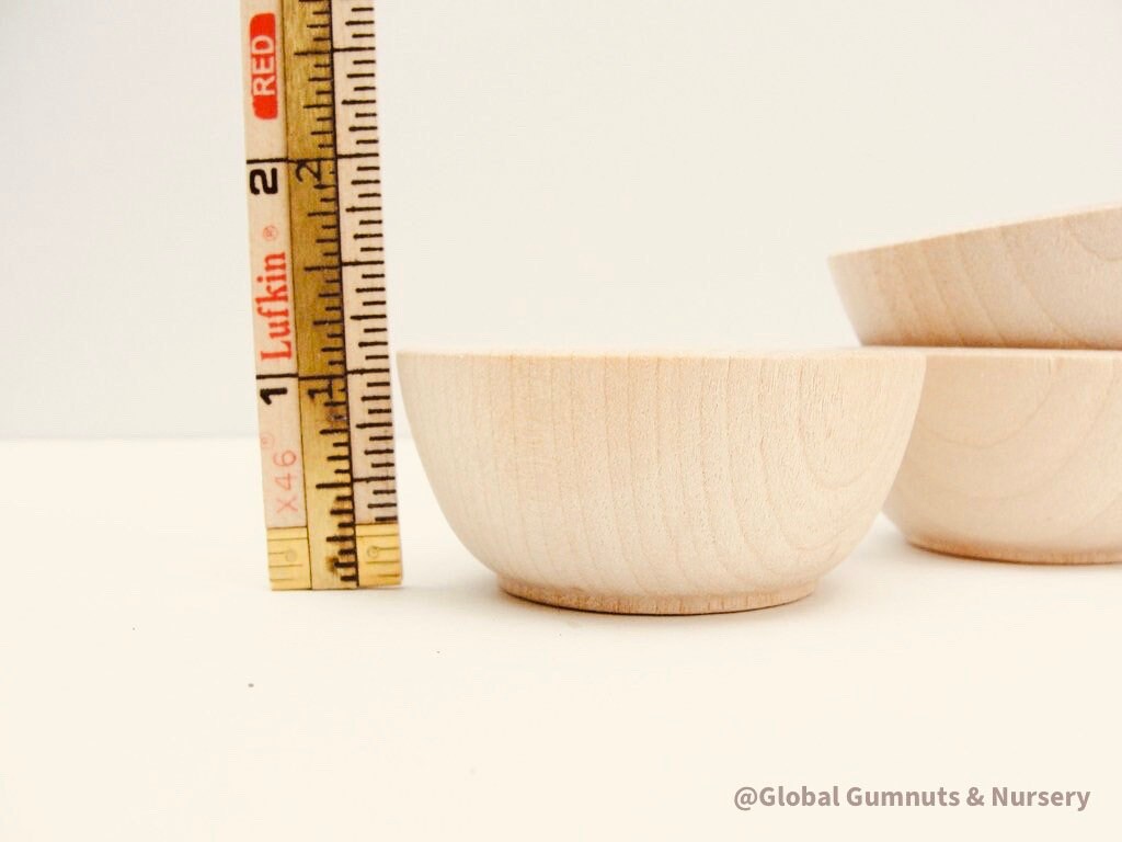 Sorting bowls (set of 3), perfect for organizing or Montessori learning activities.