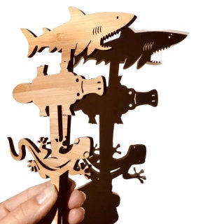 Set of 5 or 10 Australian animal wooden puppets, featuring emu, koala, kangaroo, and more. Ideal for storytelling and imaginative play.