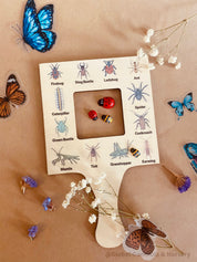 Kids View Finder: Double-sided garden critters and insect viewfinder, ideal for children to explore and inspect nature through magnified images.