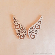 Wooden fairy wings for peg dolls (set of 2, 6cm), a whimsical crafting supply.