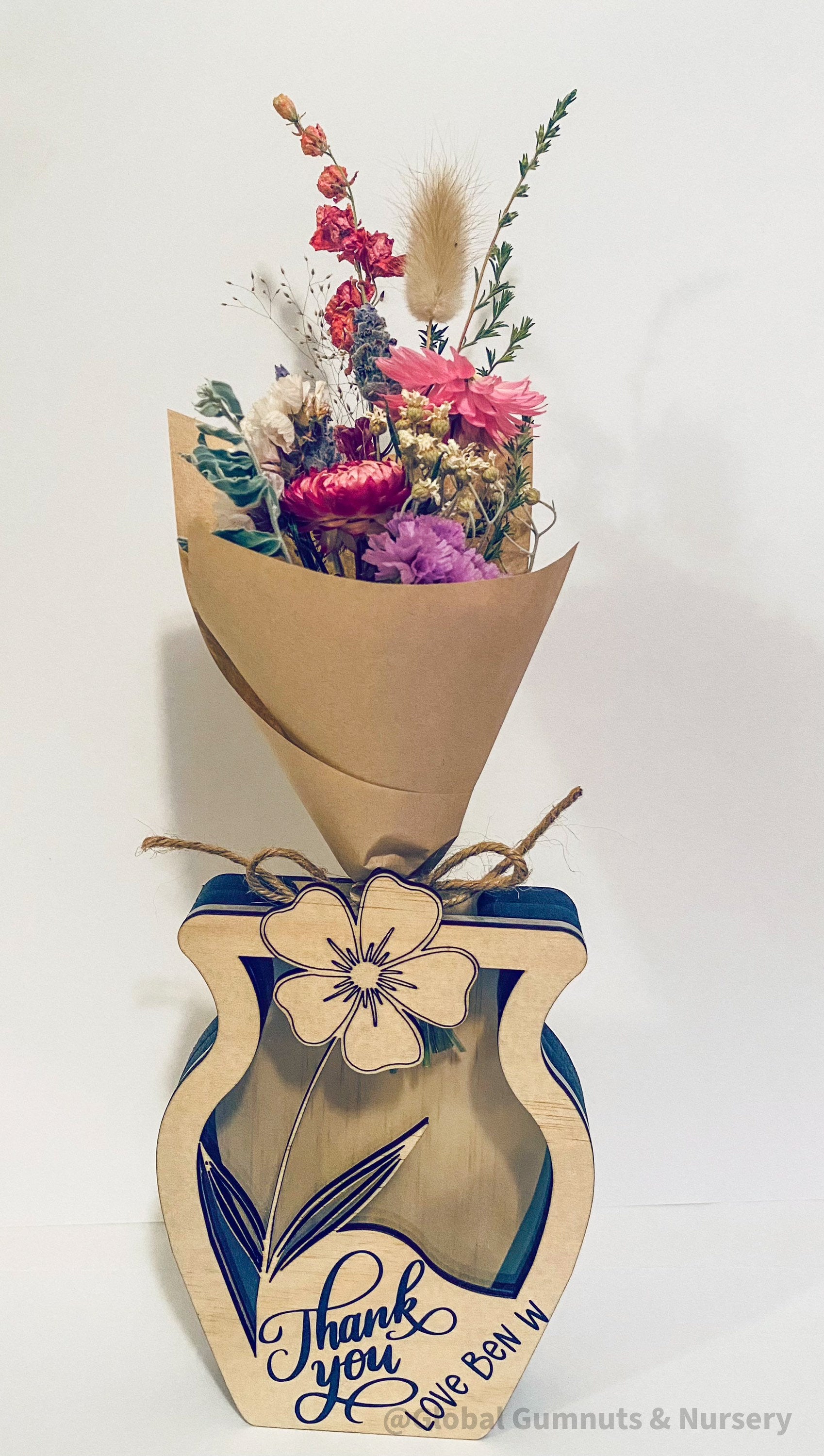 Dried Flower Posies: Organic dried flowers for craft or decorative purposes.