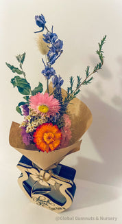 Dried Flower Posies: Organic dried flowers for craft or decorative purposes.