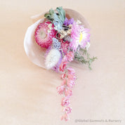 Dried Flower Posies: Organic dried flowers for craft or decorative purposes.