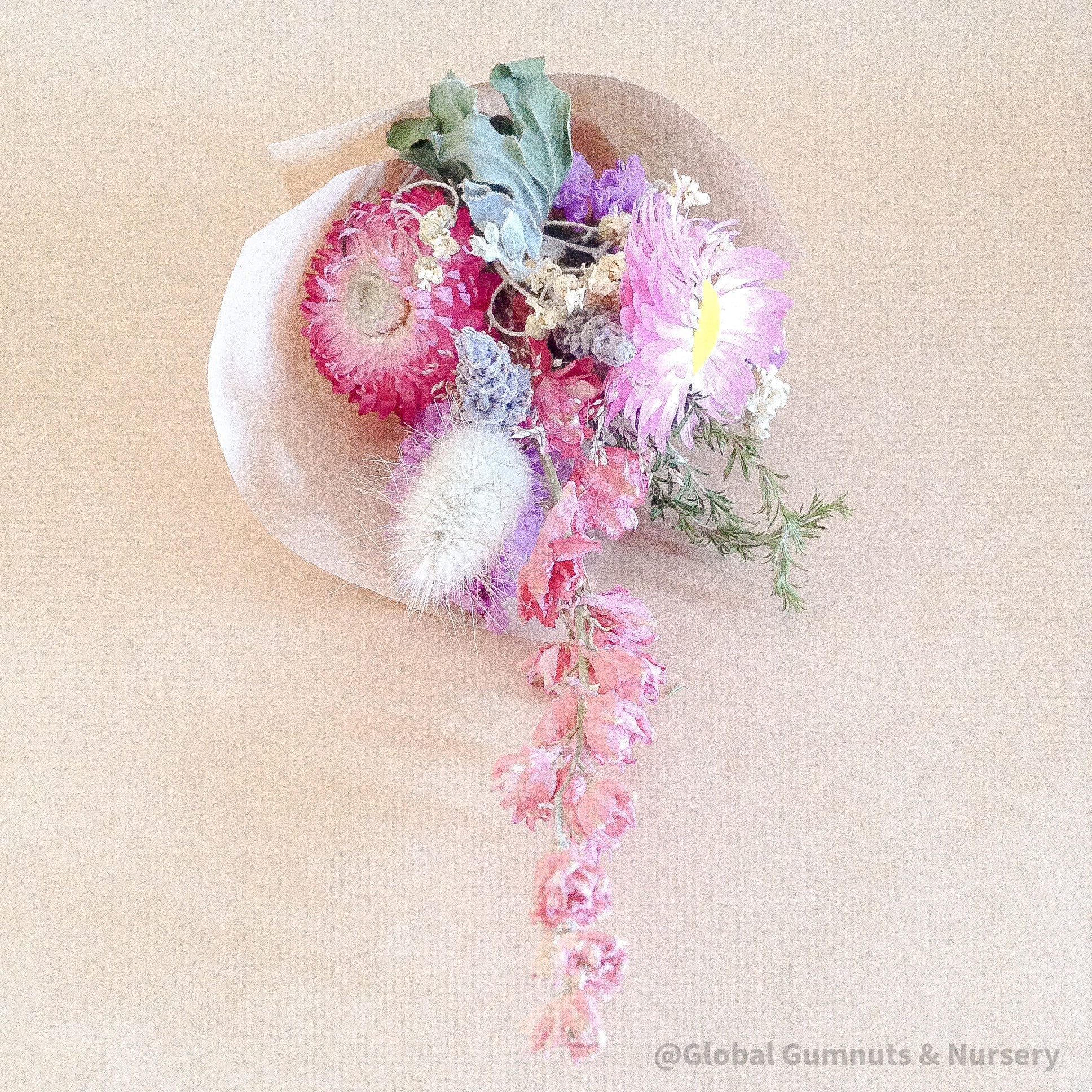 Dried Flower Posies: Organic dried flowers for craft or decorative purposes.
