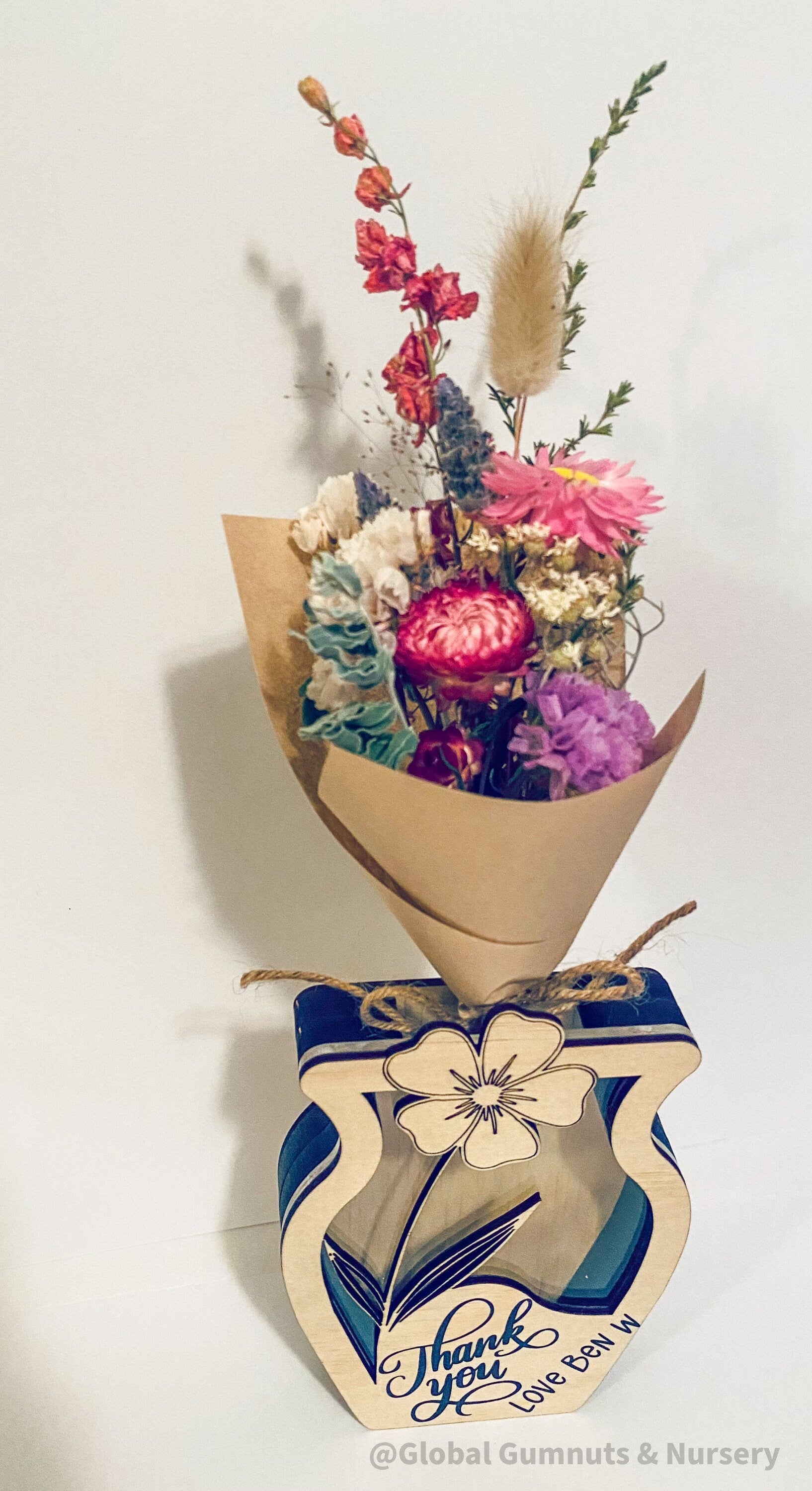 Dried Flower Posies: Organic dried flowers for craft or decorative purposes.