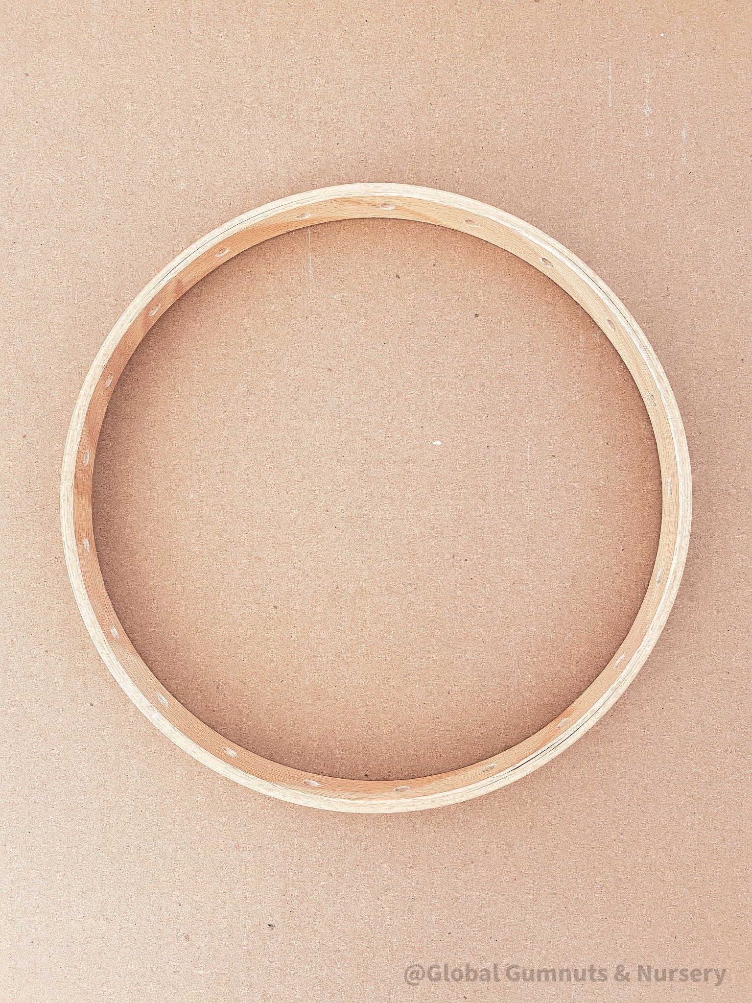 Round mobile wooden baby mobile (18cm), a DIY knitting loom for crafts and baby decor.
