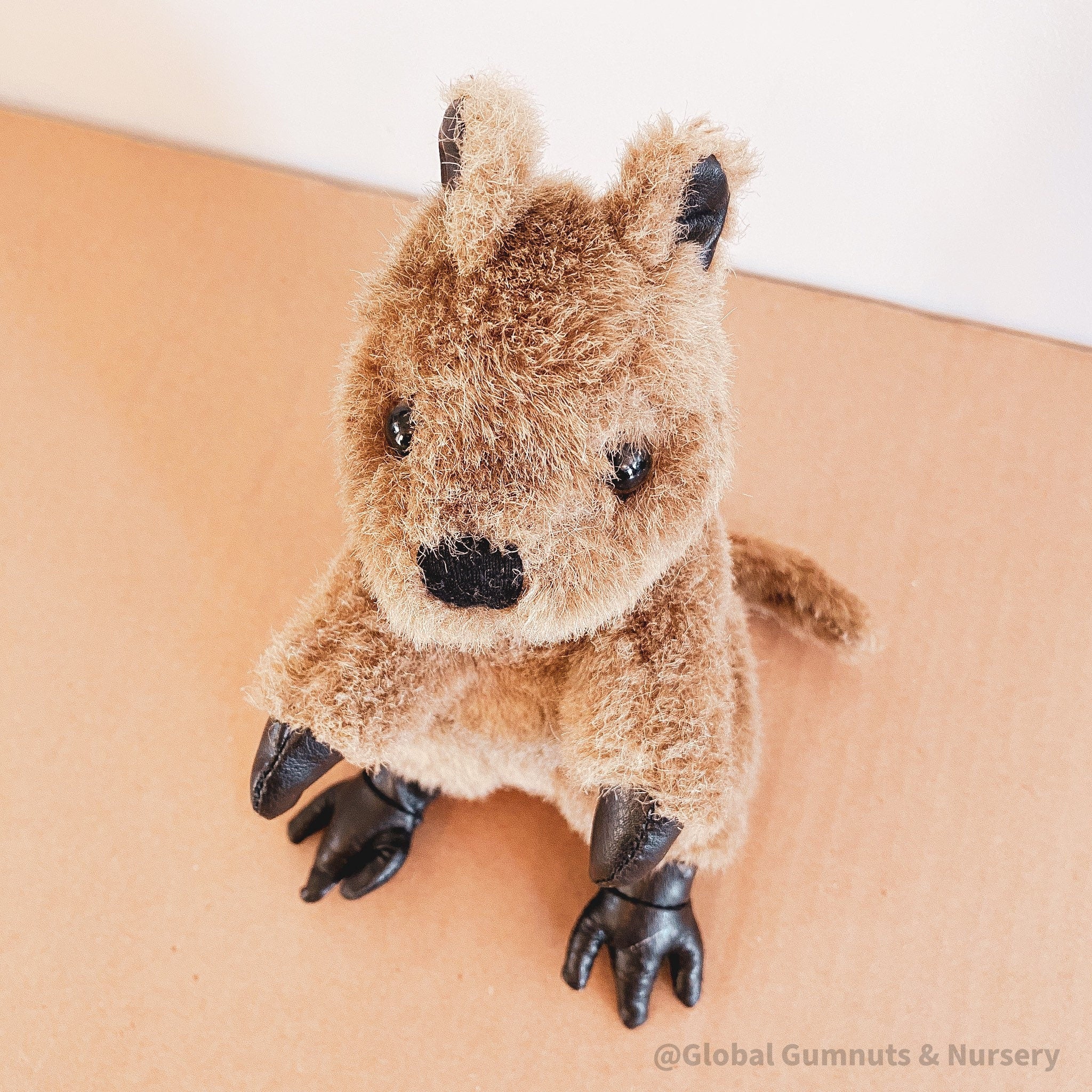 Handcrafted felt quokka, your charming Aussie friend. A small, adorable addition to imaginative play or unique gifts.