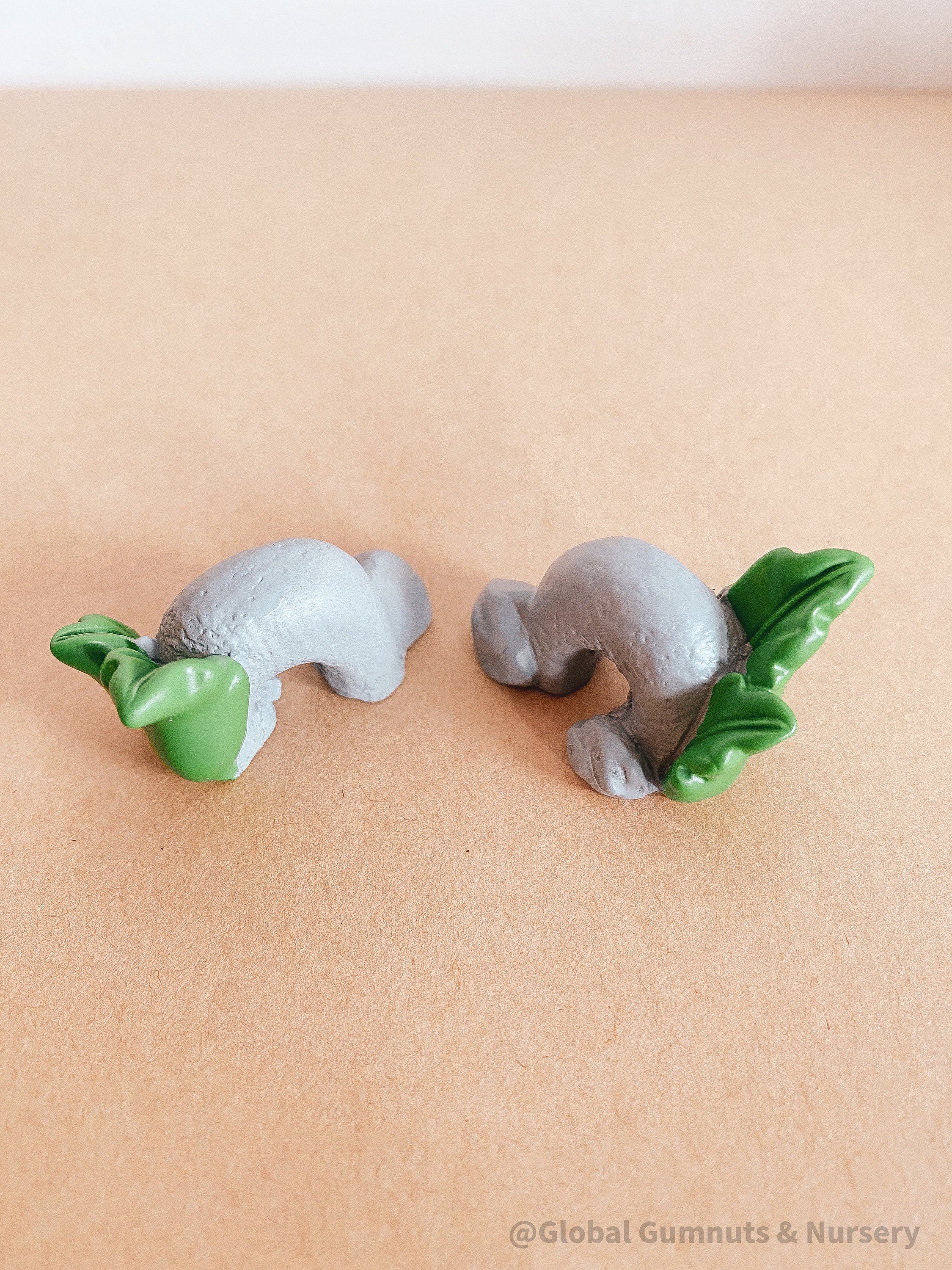 Ocean adventure miniature reef with seaweed, a fun underwater-themed playset for kids.
