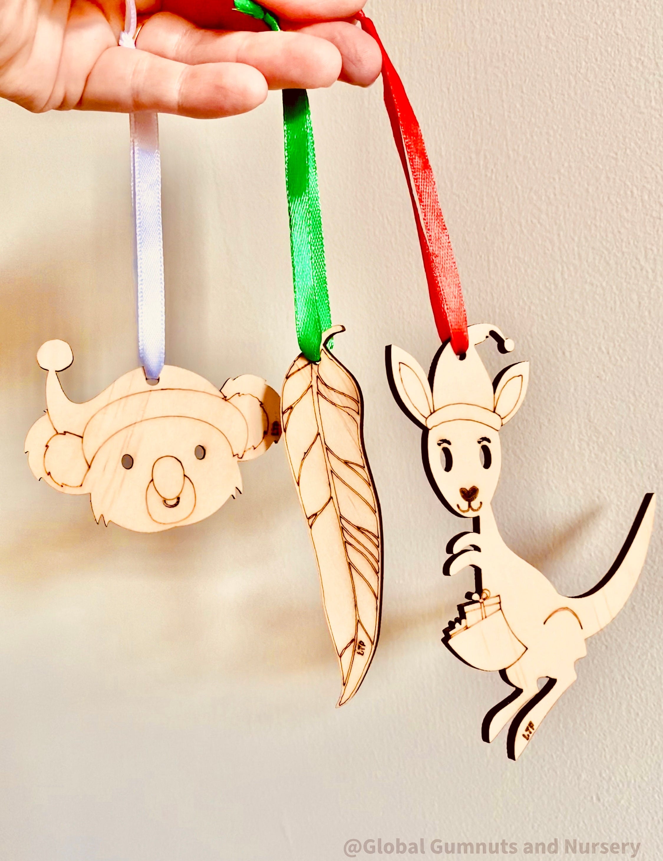 Australian animal Christmas ornaments, available as a set of 3 or individually. Handcrafted for a festive touch.
