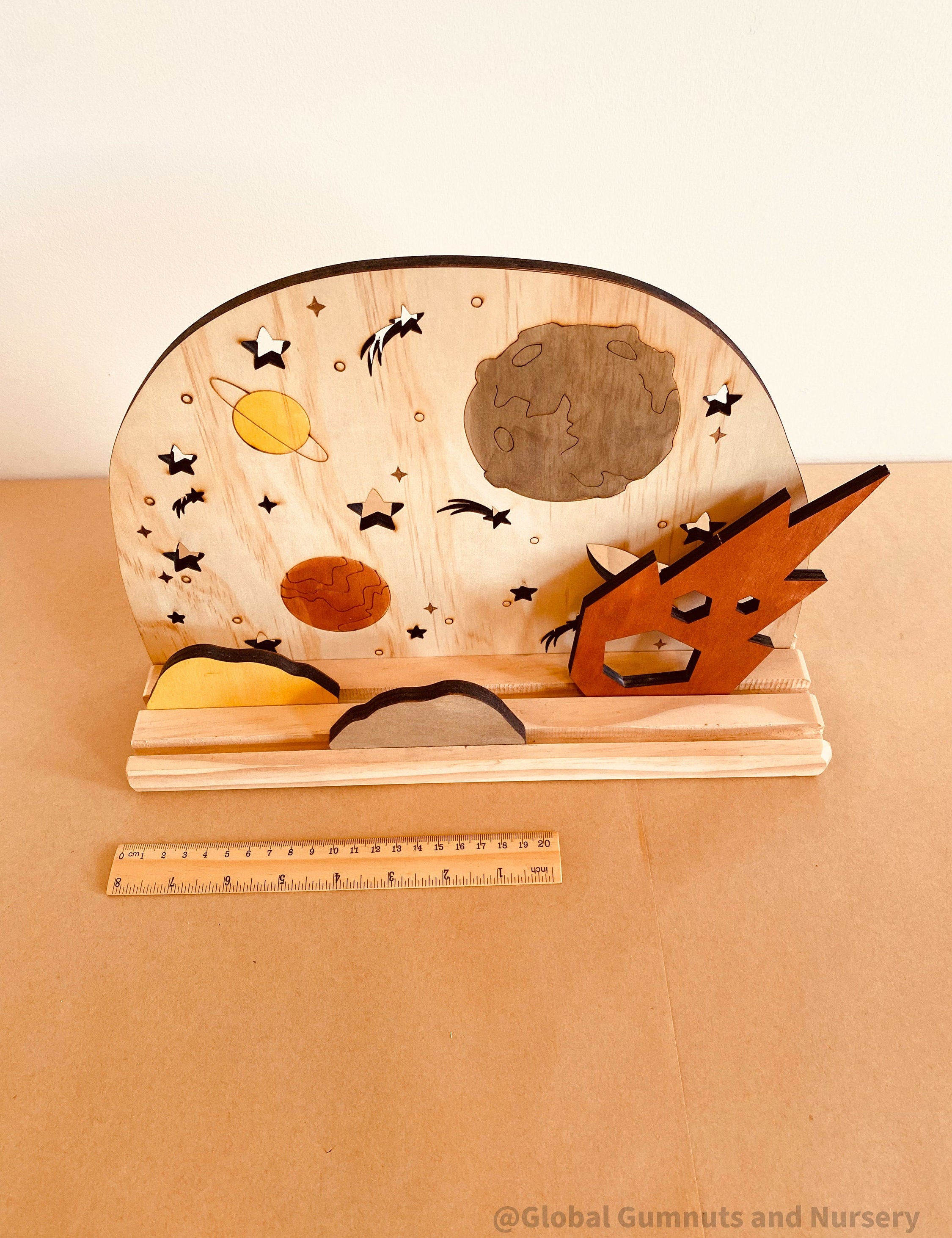 Space Story Stage: Space adventure play set with planets and stars.