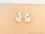 Resin Bunny Figurines: White bunny rabbit figurines for crafts and playful decor.
