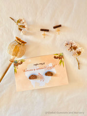 Wood Cloud Decor Piece: Handcrafted wooden cloud decoration, ideal for small world play or weather-themed displays.