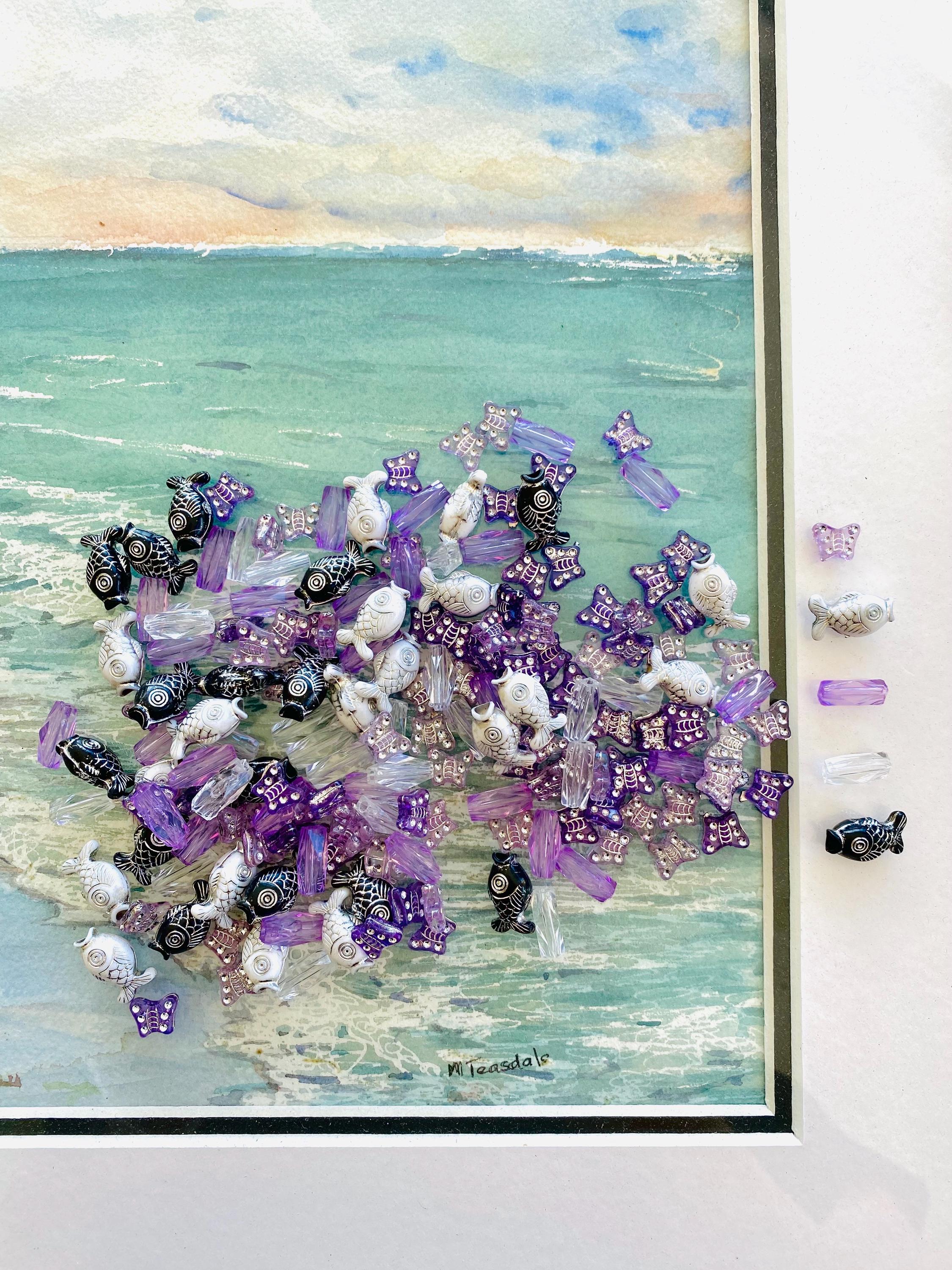 Purple flowers and round beads floral craft bead set, perfect for creative projects.
