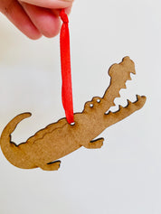 Crocodile Ornament: Crocodile-themed Australian holiday decoration.