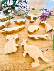 australian wood animals set: 10 wooden australian animals for creative play and learning.