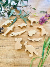 australian wood animals set: 10 wooden australian animals for creative play and learning.
